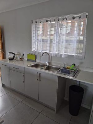 Kitchen basin